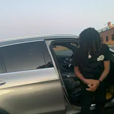 聆聽 fantumxo、觀看音樂影片、閱讀小傳、查看巡演日期等！