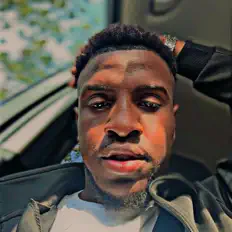 Luister naar TLR Yae, bekijk muziekvideo's, lees de bio, bekijk de tourdata, en meer!