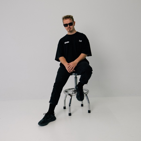 Dave Summit's avatar