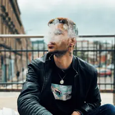 The Same Lilian을(를) 듣고, 뮤직 비디오를 보고, 약력을 읽고, 투어 일정 등을 확인하세요!