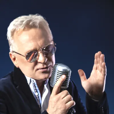 Poslechněte si interpreta Oleg Shak, sledujte hudební videa, přečtěte si životopis, podívejte se na data turné a další informace.