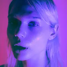 收听 Pure Chlorine、观看音乐视频、阅读小传、查看巡演日期等 ！