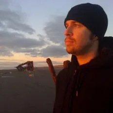 收听 BC Campbell、观看音乐视频、阅读小传、查看巡演日期等 ！