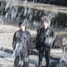 聆聽 Lenalee、觀看音樂影片、閱讀小傳、查看巡演日期等！