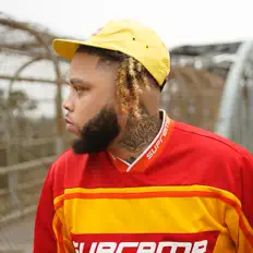 Saucy Teeを聴いたり、ミュージックビデオを鑑賞したり、経歴やツアー日程などを確認したりしましょう！