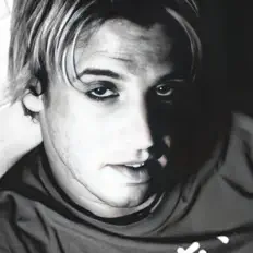 Dengarkan Chris Mitchell, tonton video musik, baca bio, lihat tanggal tur & lainnya!
