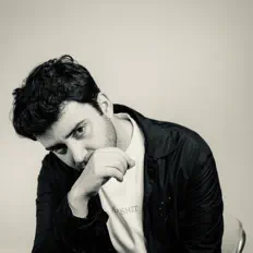 Ascolta Cenk Gursoy, guarda video musicali, leggi la biografia, vedi le date del tour & altro!