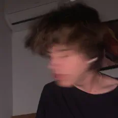 Ouve Sleepy Jeremy, vê vídeos de música, lê a biografia, vê as datas da digressão e muito mais!