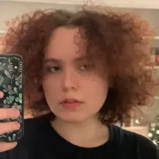 Ascolta AL, guarda video musicali, leggi la biografia, vedi le date del tour & altro!