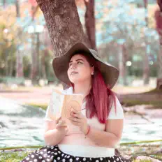 Ακούστε περιεχόμενο από Magda Fanplay, παρακολουθήστε μουσικά βίντεο, διαβάστε το βιογραφικό, δείτε ημερομηνίες περιοδείας, και πολλά ακόμη!