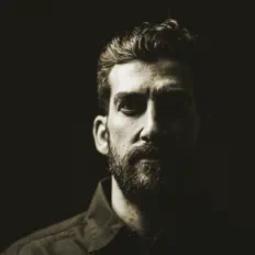 Ouça Epi K. Paradox, assista a videoclipes, leia a biografia, veja as datas das turnês e mais!
