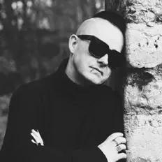 Scarless Armsを聴いたり、ミュージックビデオを鑑賞したり、経歴やツアー日程などを確認したりしましょう！