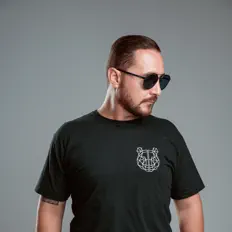 Ouça BEART DJ, assista a videoclipes, leia a biografia, veja as datas das turnês e mais!