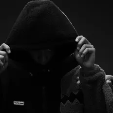 Ouça TyeMilano, assista a videoclipes, leia a biografia, veja as datas das turnês e mais!