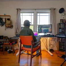 Dengarkan Zach Schimpf, tonton video musik, baca bio, lihat tanggal tur & lainnya!
