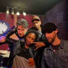 The Porchistas dinle, müzik videolarını izle, biyografisini oku, tur tarihlerini ve daha fazlasını gör!