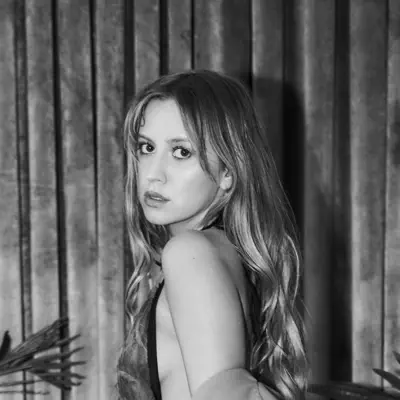 Listen to Callaghan Belle, watch music videos, read bio, see tour dates & more!