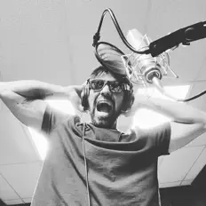 Escucha a Wally Martinez, mira vídeos musicales, lee la biografía, consulta fechas de giras y mucho más.