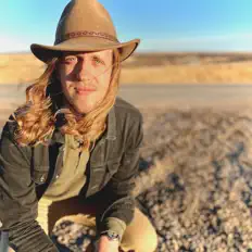 Listen to Evan James, watch music videos, read bio, see tour dates & more!