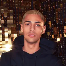 收听 Jxckson、观看音乐视频、阅读小传、查看巡演日期等 ！