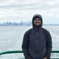 Écoutez Tyler Akin, regardez des vidéoclips, lisez la biographie, consultez les dates de tournée et plus encore !