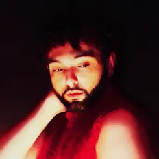 Ouve E. Alvin, vê vídeos de música, lê a biografia, vê as datas da digressão e muito mais!