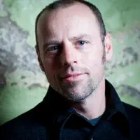 undefined सुनें, म्यूज़िक वीडियो देखें, बायो पढ़ें, दौरे की तारीखें और बहुत कुछ देखें!