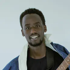 聆聽 Denis Kanaka、觀看音樂影片、閱讀小傳、查看巡演日期等！