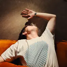 Breno Spir dinle, müzik videolarını izle, biyografisini oku, tur tarihlerini ve daha fazlasını gör!