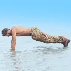 HIIT BPMを聴いたり、ミュージックビデオを鑑賞したり、経歴やツアー日程などを確認したりしましょう！