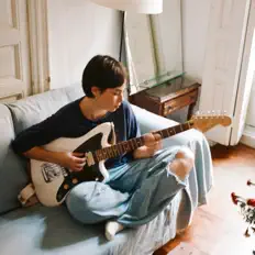 Dengarkan el momento incómodo, tonton video musik, baca bio, lihat tanggal tur & lainnya!