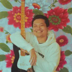 Posłuchaj wykonawcy LUSTBASS, obejrzyj teledyski, przeczytaj biografię, zobacz daty tras koncertowych i nie tylko!