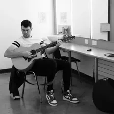 收听 Dale Bolger、观看音乐视频、阅读小传、查看巡演日期等 ！