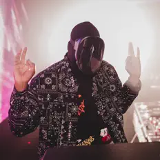 聆聽 Team Shawn、觀看音樂影片、閱讀小傳、查看巡演日期等！