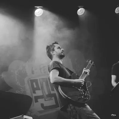 Listen to André Fernandes, watch music videos, read bio, see tour dates & more!