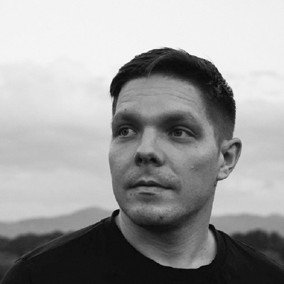 聆聽 MarcusWay、觀看音樂影片、閱讀小傳、查看巡演日期等！