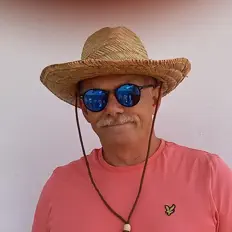 Listen to Stephen Oneman, watch music videos, read bio, see tour dates & more!