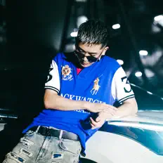 Poslechněte si interpreta Weather, sledujte hudební videa, přečtěte si životopis, podívejte se na data turné a další informace.