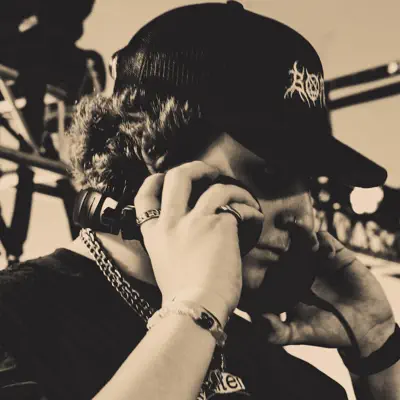 Listen to BØRIS, watch music videos, read bio, see tour dates & more!