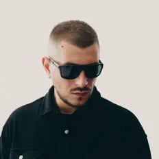 Listen to Tomi Marfă, watch music videos, read bio, see tour dates & more!