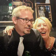 Poslechněte si interpreta betahost, sledujte hudební videa, přečtěte si životopis, podívejte se na data turné a další informace.