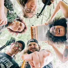 收听 Rock Bottom String Band、观看音乐视频、阅读小传、查看巡演日期等 ！