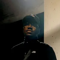 undefined सुनें, म्यूज़िक वीडियो देखें, बायो पढ़ें, दौरे की तारीखें और बहुत कुछ देखें!