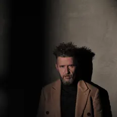 Ascolta Krasi Todorov, guarda video musicali, leggi la biografia, vedi le date del tour & altro!
