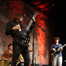 Luister naar Ben Rogers Band, bekijk muziekvideo's, lees de bio, bekijk de tourdata, en meer!