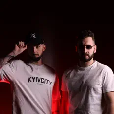 Poslechněte si interpreta BudeTak, sledujte hudební videa, přečtěte si životopis, podívejte se na data turné a další informace.