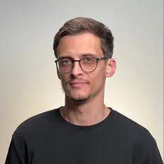 收听 Dragutesku、观看音乐视频、阅读小传、查看巡演日期等 ！