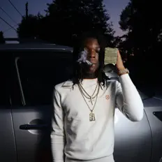 Escucha a 1300 Bando, mira vídeos musicales, lee la biografía, consulta fechas de giras y mucho más.