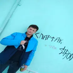 Ouve Здравый, vê vídeos de música, lê a biografia, vê as datas da digressão e muito mais!