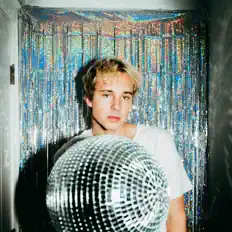 Listen to CON THE ARTIST, watch music videos, read bio, see tour dates & more!